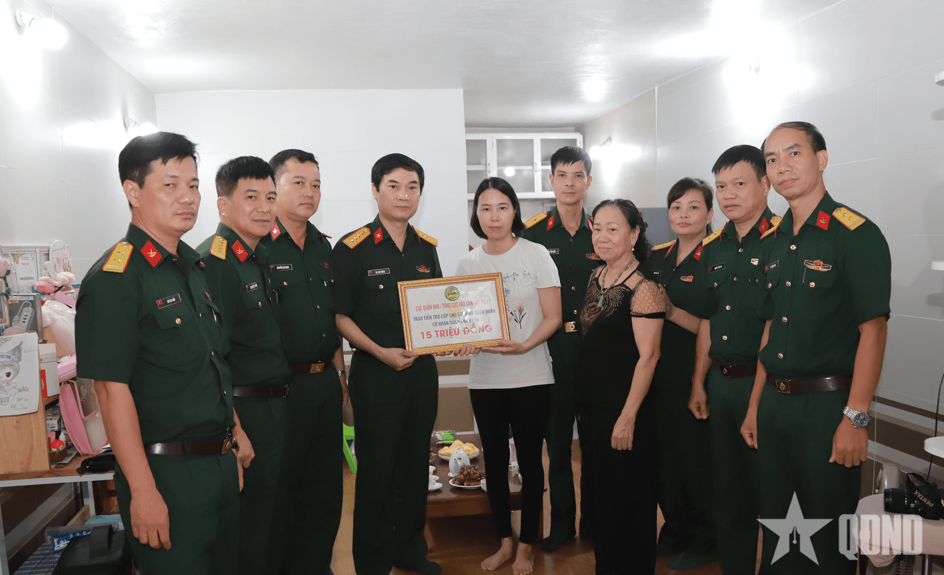 Cục Quân nhu thăm, tặng quà các gia đình quân nhân có hoàn cảnh khó khăn