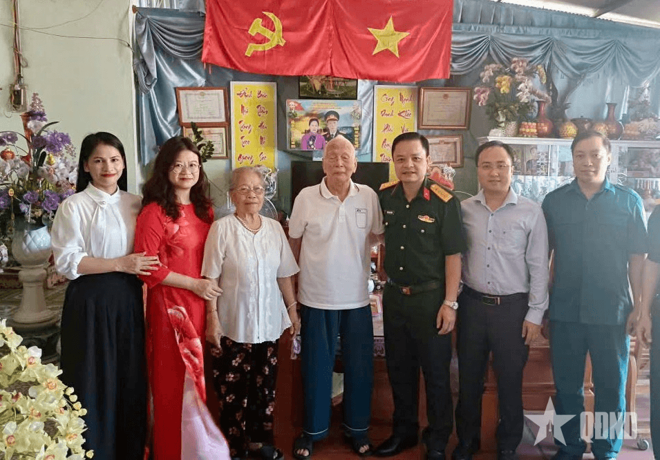 Bộ CHQS tỉnh Thái Nguyên tri ân cán bộ tiền khởi nghĩa và chiến sĩ cách mạng
