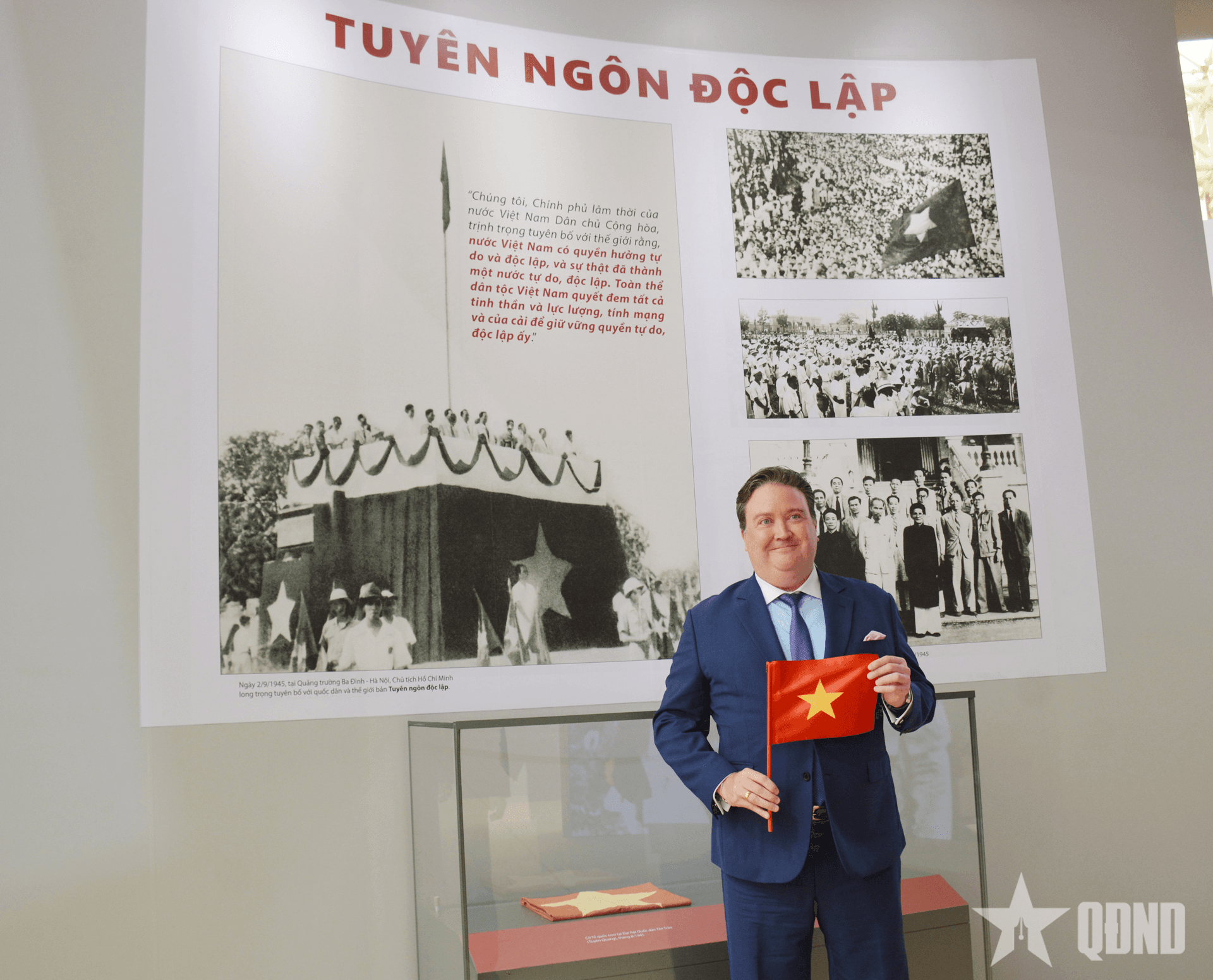 Quan hệ Việt – Mỹ qua góc nhìn của Đại sứ Marc Knapper tại Triển lãm thành tựu đất nước
