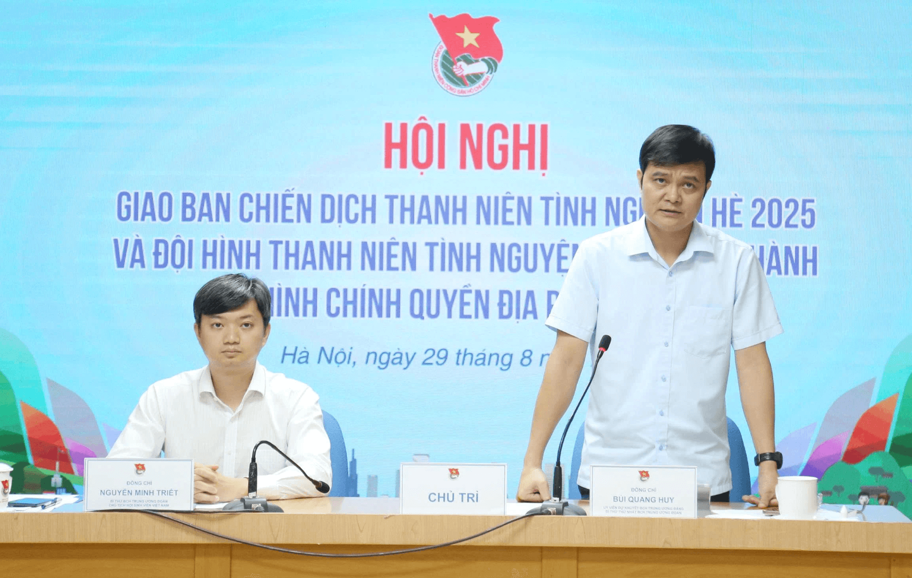 Gần 6.900 đội hình thanh niên tình nguyện hỗ trợ vận hành chính quyền địa phương hai cấp
