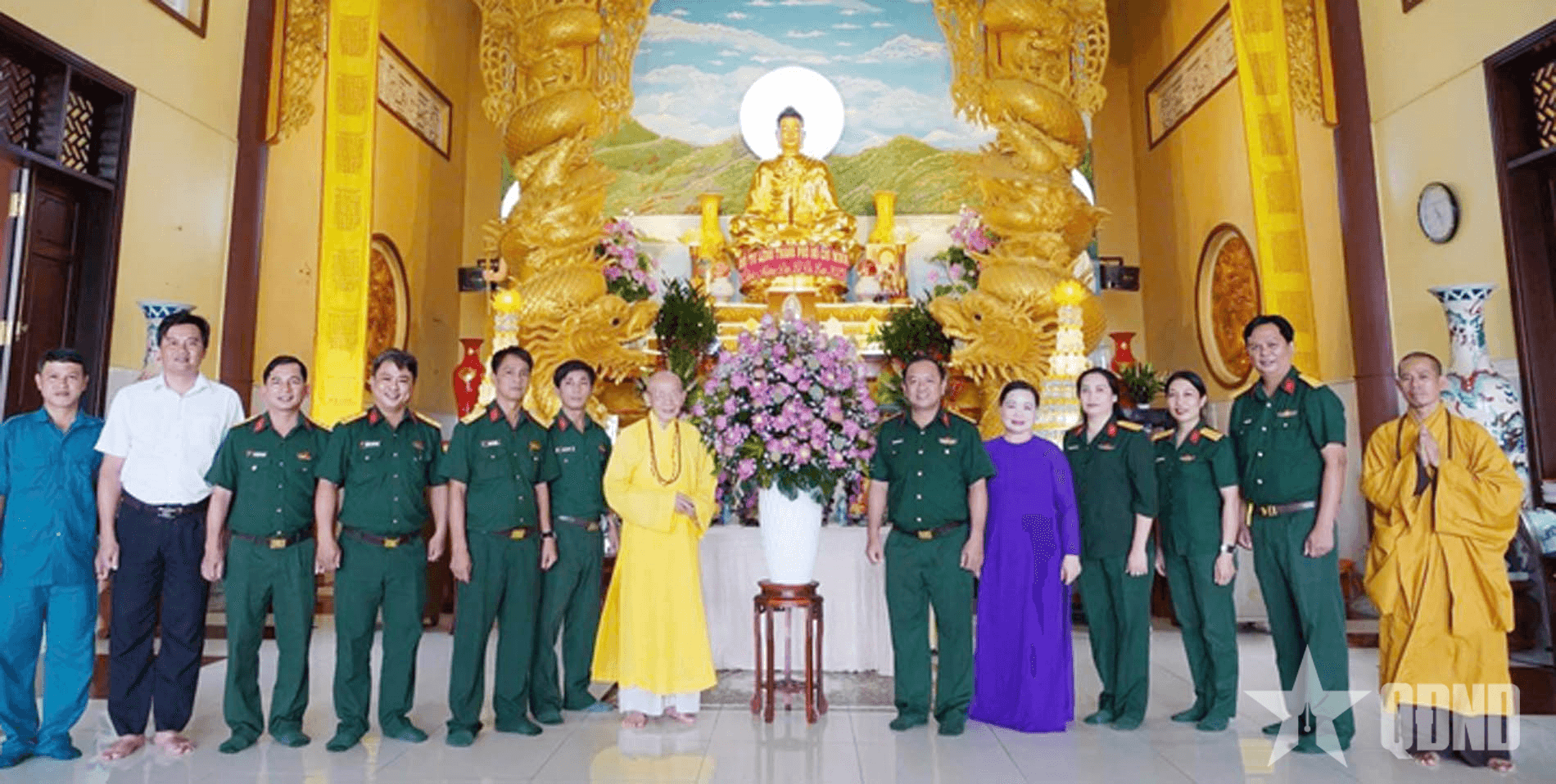 Lực lượng vũ trang TP Hồ Chí Minh tăng cường đoàn kết với các tôn giáo