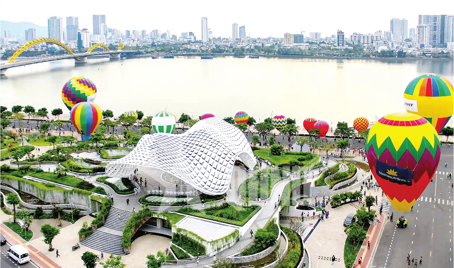 Hệ thống pháp luật hiện đại, khả thi là bệ phóng cho sự phát triển bền vững