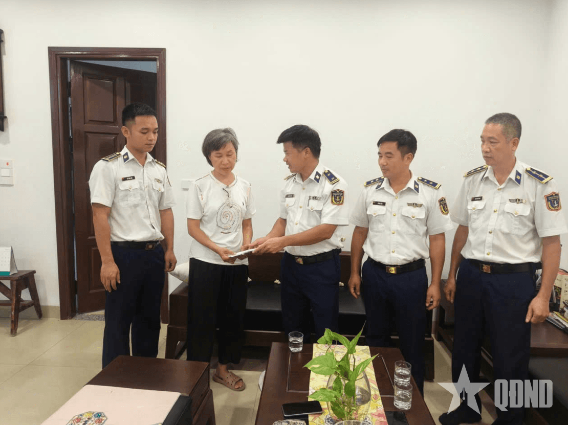 Hải đoàn 11 Cảnh sát biển tổ chức nhiều hoạt động “Đền ơn đáp nghĩa”