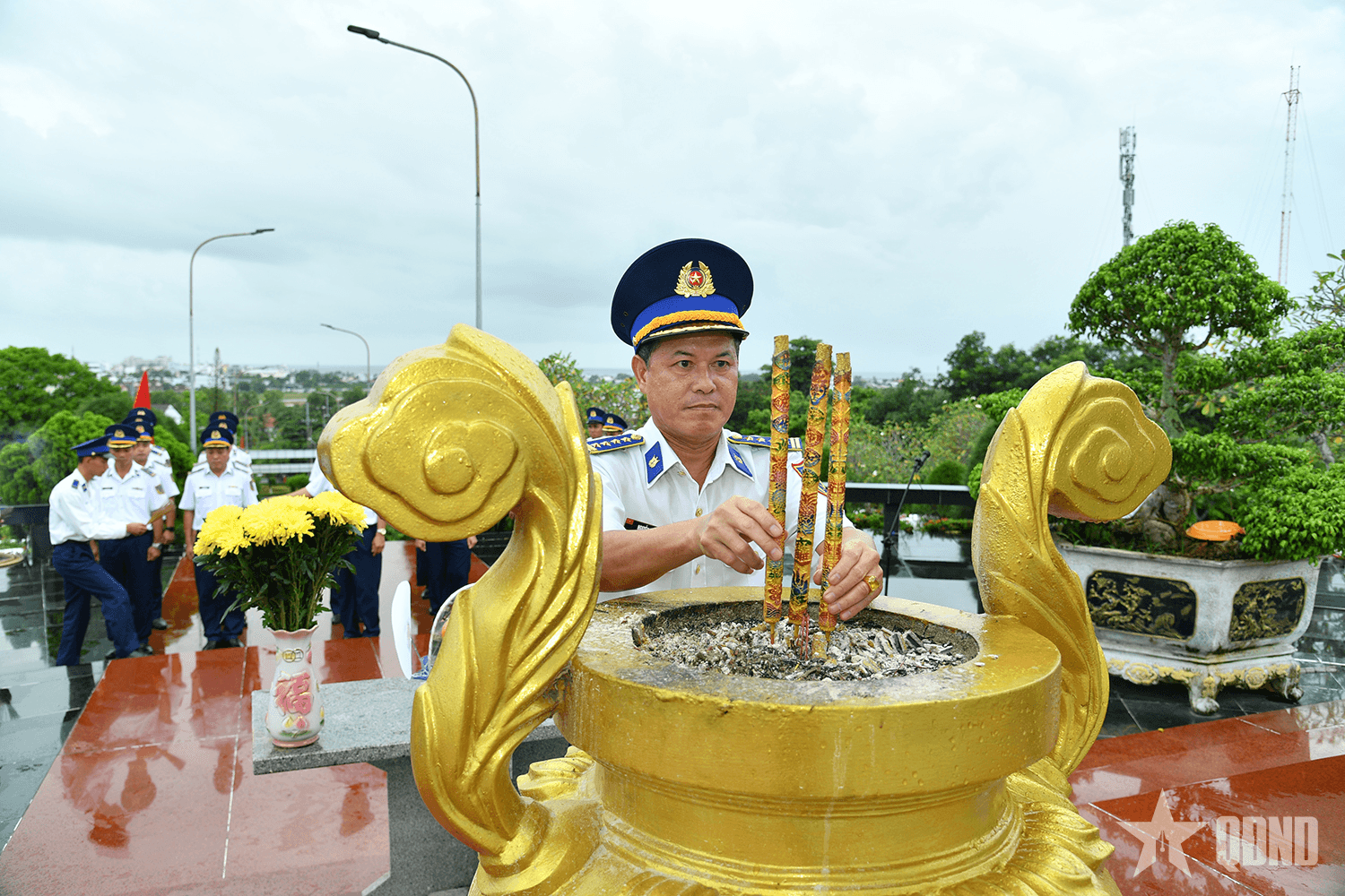 Bộ tư lệnh Vùng cảnh sát biển 4 tổ chức các hoạt động “Đền ơn đáp nghĩa”