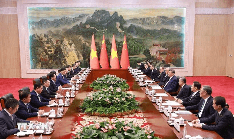 Thủ tướng Phạm Minh Chính hội kiến Tổng Bí thư, Chủ tịch Trung Quốc Tập Cận Bình