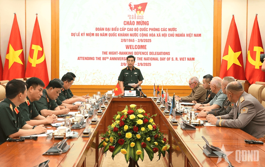 Đại tướng Phan Văn Giang tiếp lãnh đạo Bộ Quốc phòng, quân đội các nước tham dự Lễ kỷ niệm 80 năm Quốc khánh