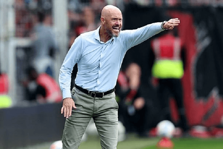 Tin thể thao (2-9): HLV Erik ten Hag bị sa thải, Luis Suarez khiến dư luận phẫn nộ