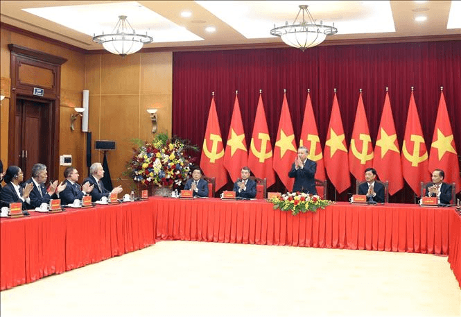 Tổng Bí thư Tô Lâm tiếp Trưởng đoàn chính đảng các nước