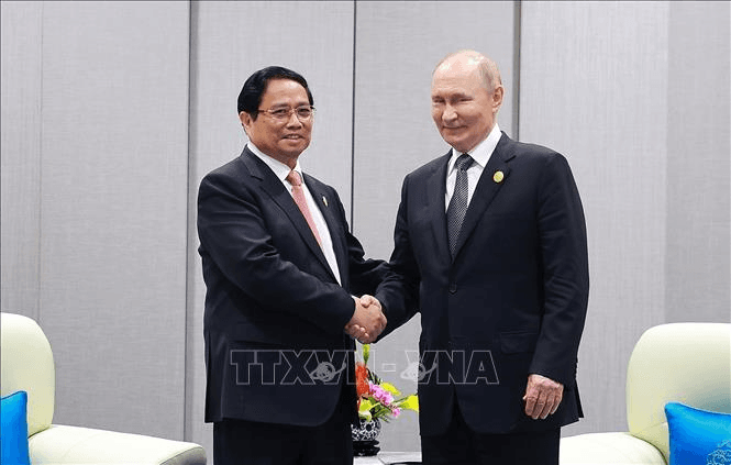 Thủ tướng Phạm Minh Chính hội kiến Tổng thống Nga Vladimir Putin