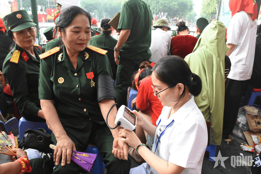 Những hình ảnh đẹp của các lực lượng phục vụ Lễ kỷ niệm, diễu binh, diễu hành