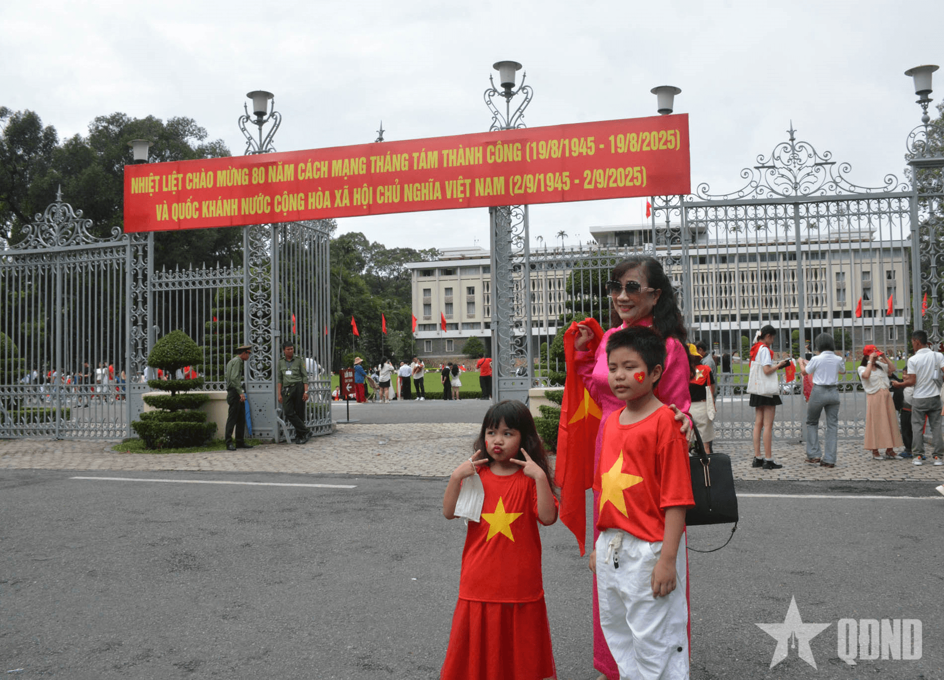 Tết Độc lập thanh bình tại Thành phố Hồ Chí Minh