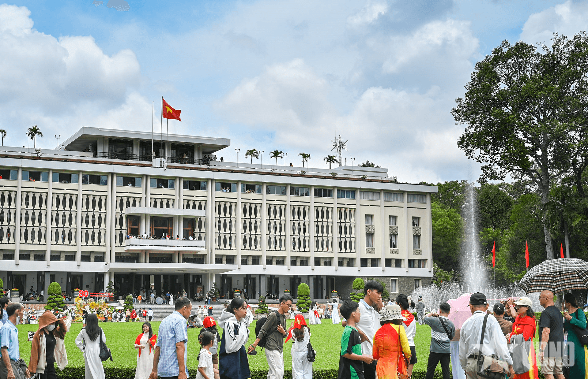 Dinh Độc Lập trong ngày Tết Độc lập