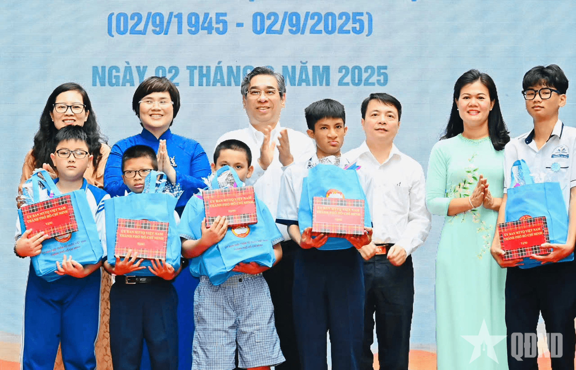 TP Hồ Chí Minh: Ngày hội non sông - Dân tộc kết đoàn