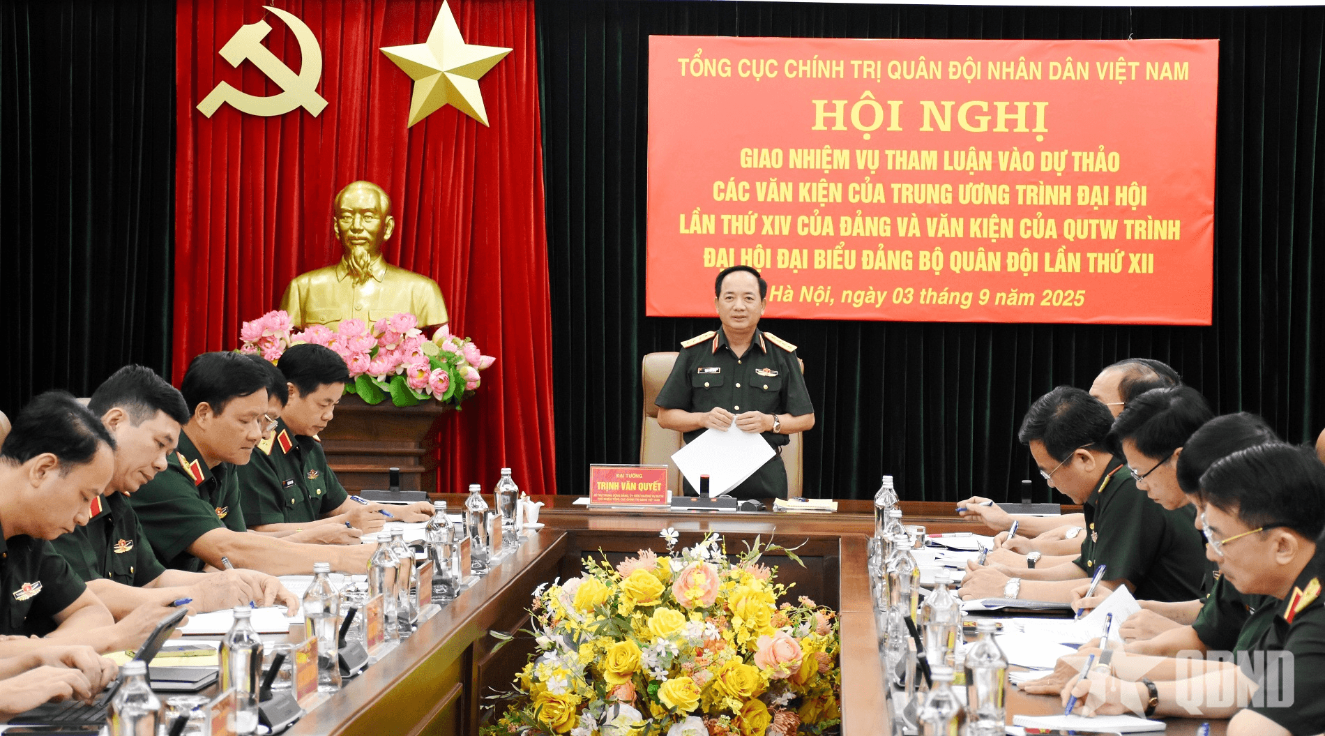 Đại tướng Trịnh Văn Quyết chủ trì hội nghị giao nhiệm vụ tham luận tại Đại hội đại biểu Đảng bộ Quân đội lần thứ XII
