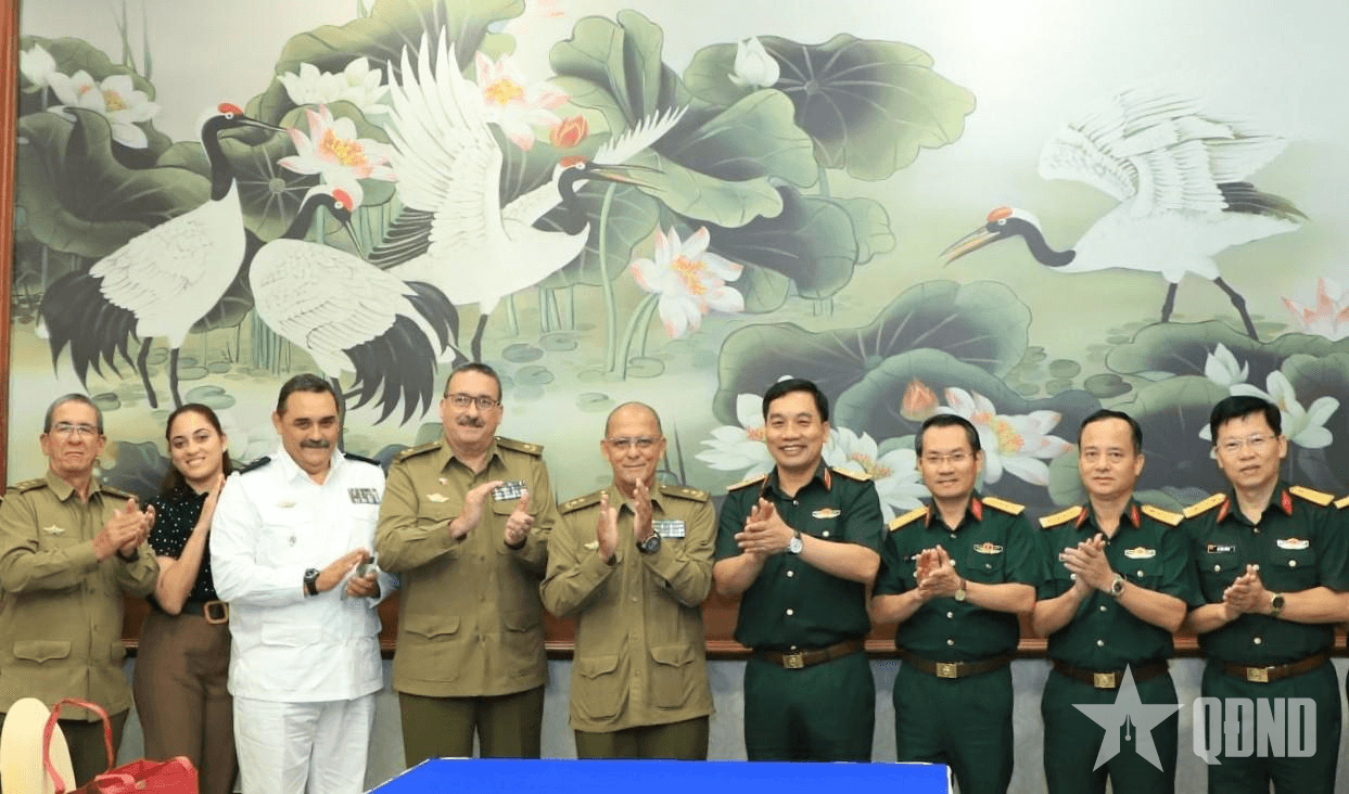 Tổng cục Hậu cần-Kỹ thuật hội đàm với Bộ tư lệnh Hậu cần Cuba