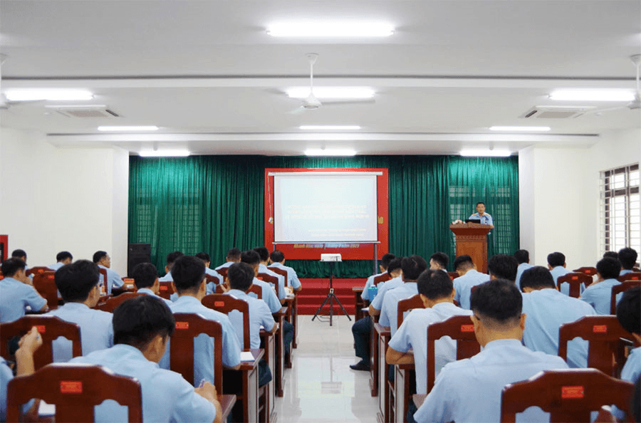 Trường Sĩ quan Không quân đẩy mạnh chuyển đổi số, bình dân học vụ số