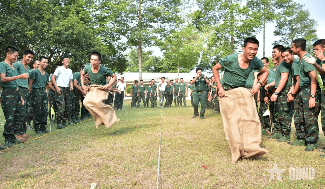 Nâng cao đời sống văn hóa tinh thần ở Quân khu 9