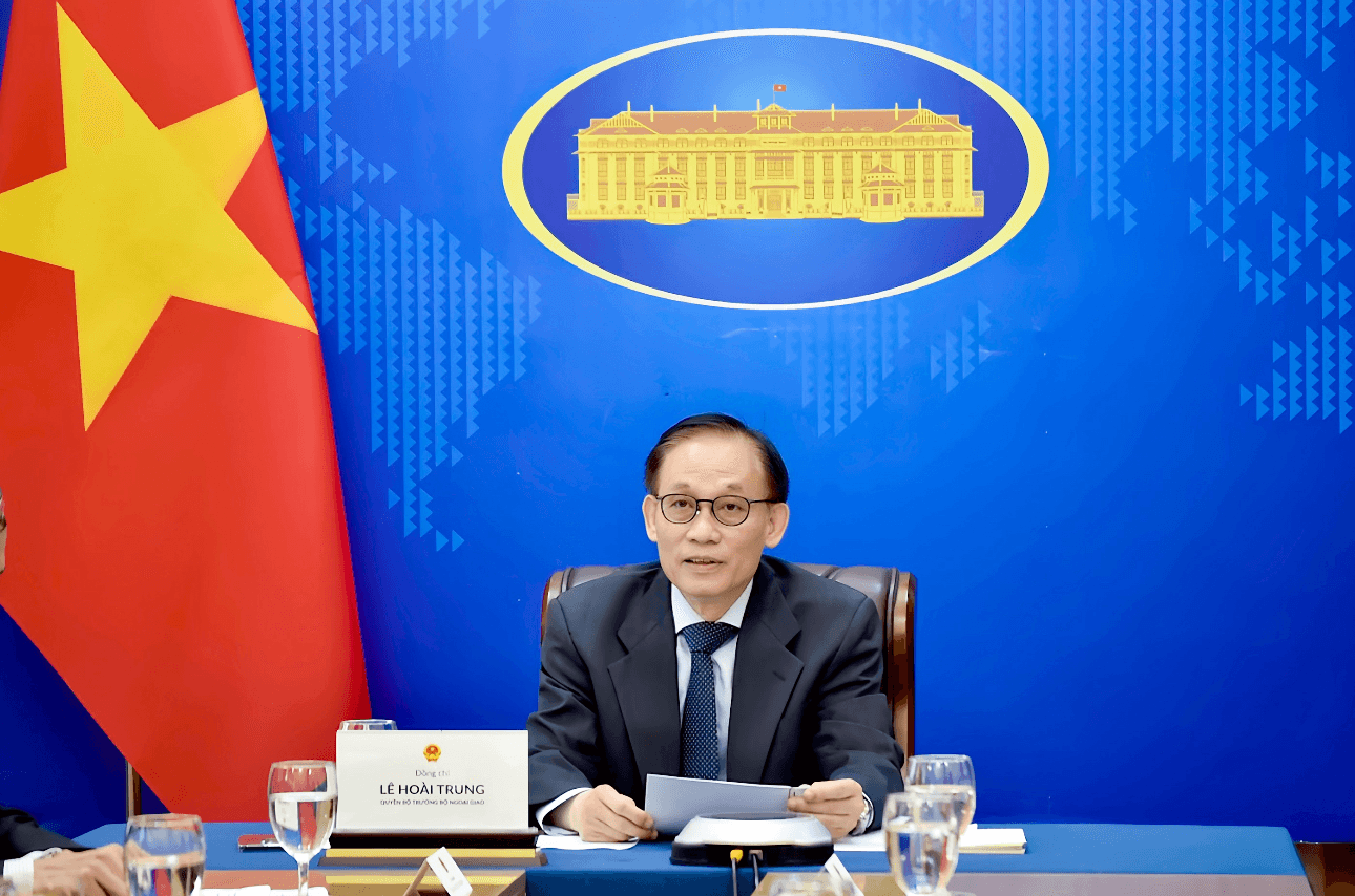 Việt Nam luôn coi trọng và dành ưu tiên cao nhất trong quan hệ hợp tác với Lào