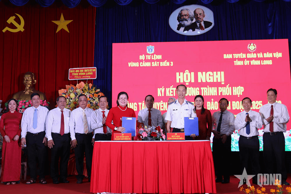 Bộ tư lệnh Vùng Cảnh sát biển 3 tăng cường phối hợp tuyên truyền về biển, đảo