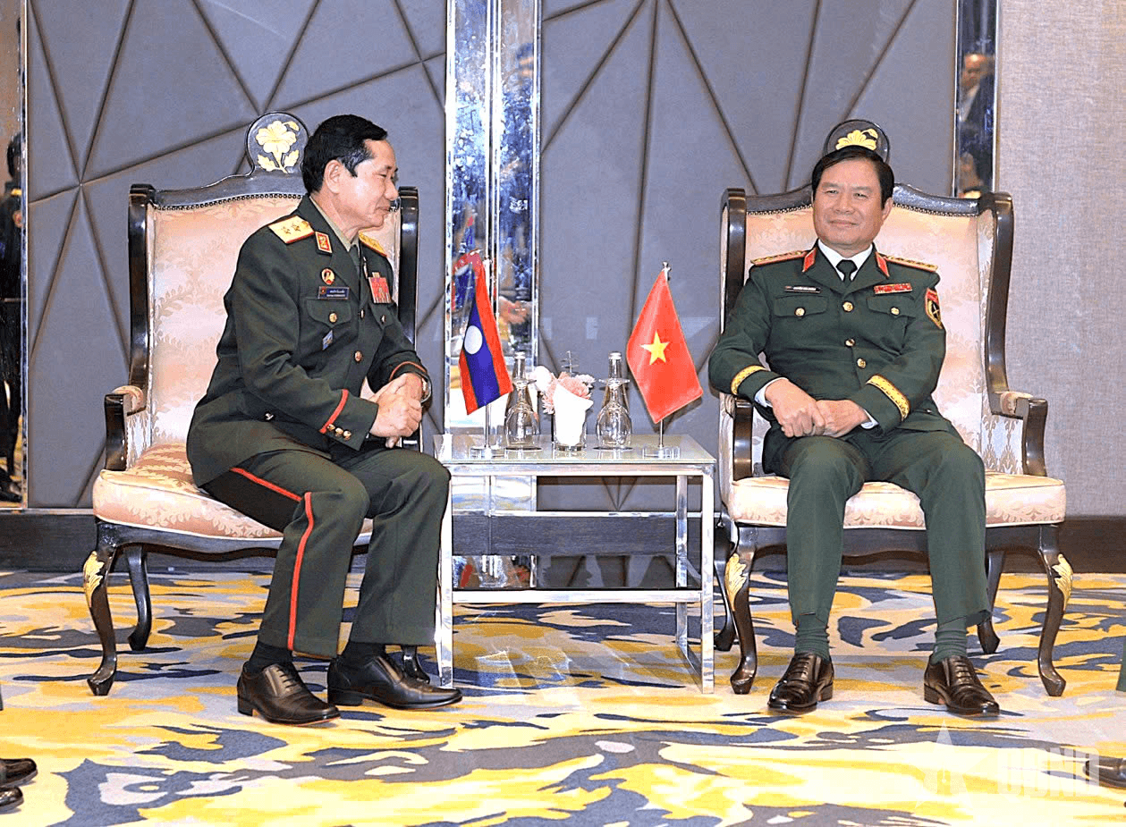 Đại tướng Nguyễn Tân Cương gặp trưởng đoàn một số nước tham dự Hội nghị ACDFM-22