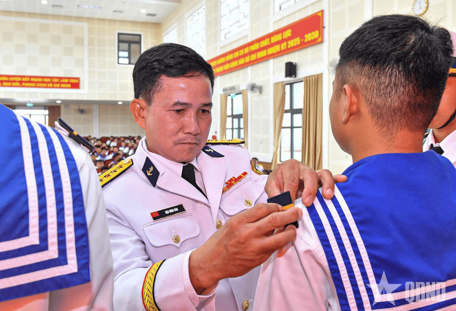 Trung tâm Huấn luyện Vùng 2 tổ chức lễ tốt nghiệp đào tạo hạ sĩ quan - chỉ huy