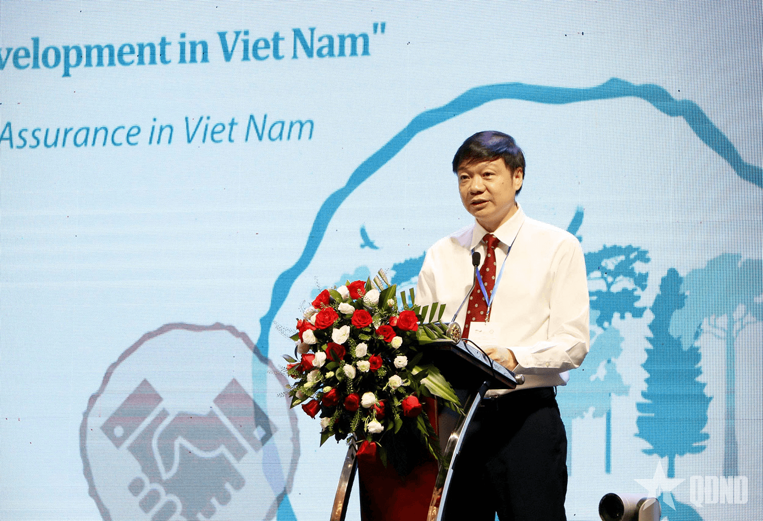Sử dụng nguyên liệu gỗ hợp pháp để phát triển lâm nghiệp bền vững