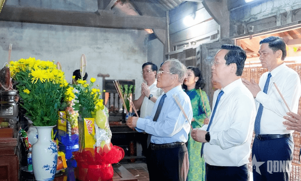 Nghệ An: Trang trọng tưởng niệm 56 năm ngày mất Chủ tịch Hồ Chí Minh