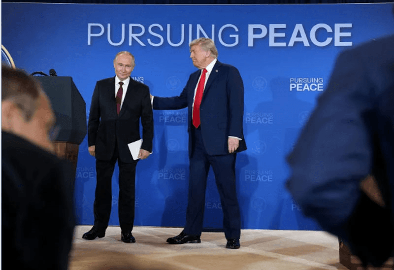 Nga tuyên bố "tạm dừng" đàm phán với Ukraine