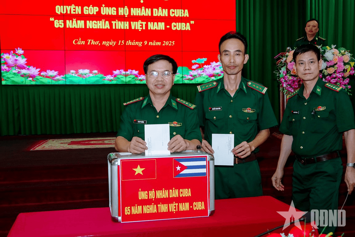 Bộ đội Biên phòng TP Cần Thơ quyên góp ủng hộ nhân dân Cuba