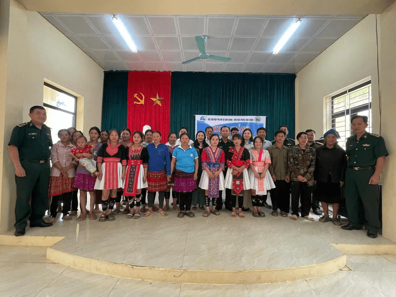 Thanh Hóa: Lớp xóa mù chữ cho phụ nữ bản biên giới