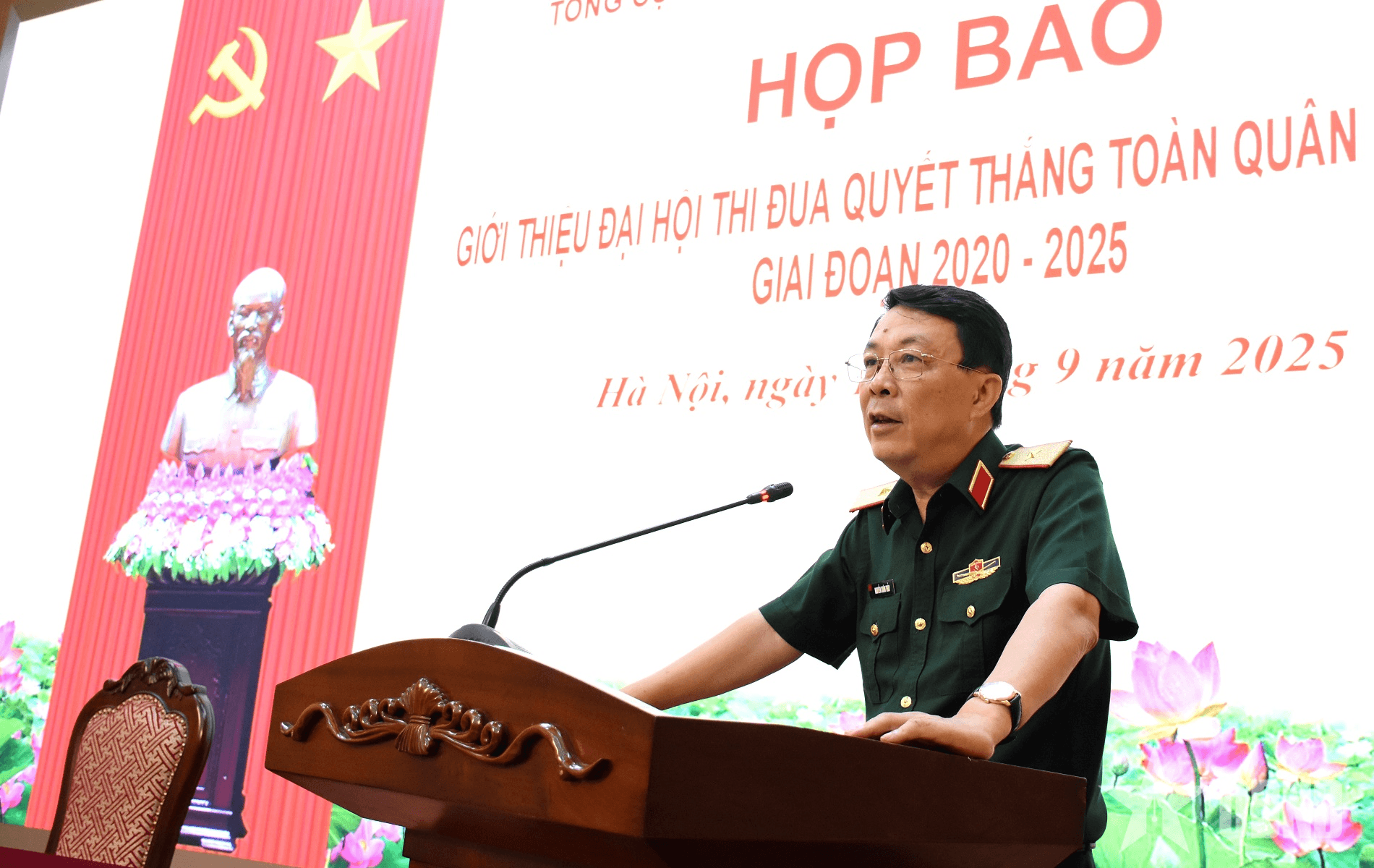 Tuyên truyền đậm nét về Đại hội Thi đua Quyết thắng toàn quân lần thứ XI