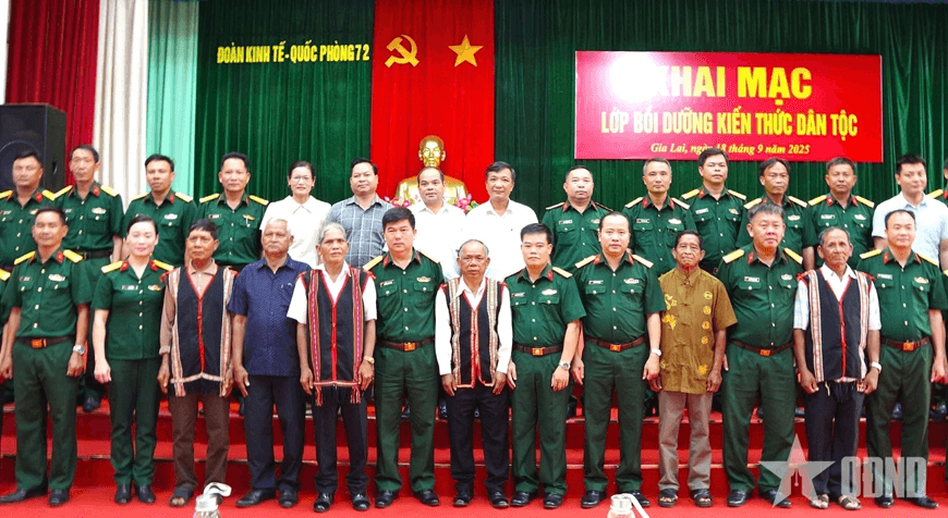Đoàn Kinh tế-Quốc phòng 72: Trang bị kiến thức dân tộc cho cán bộ, đảng viên, người lao động