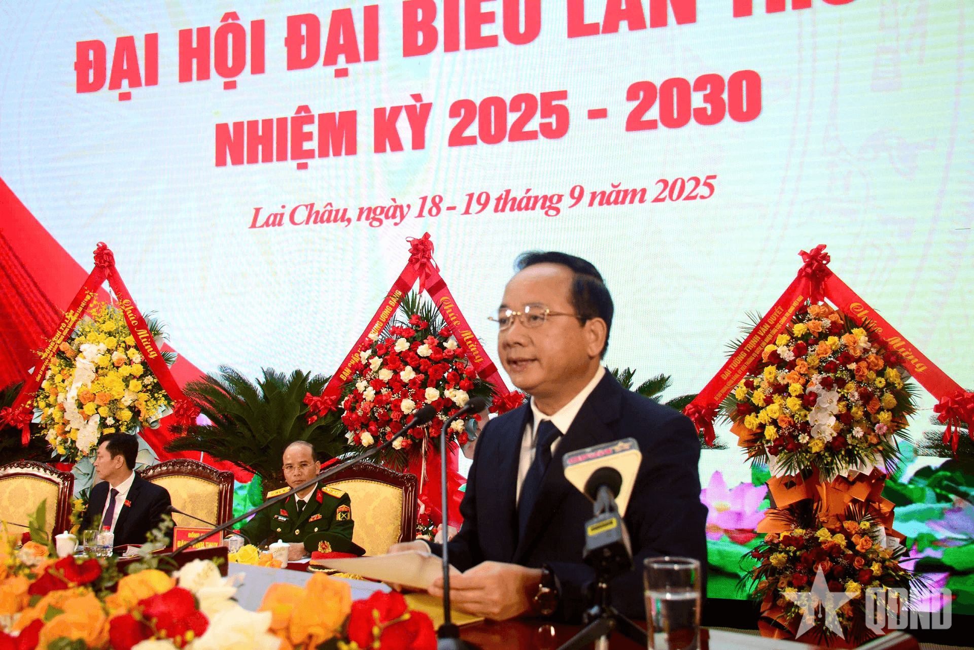 Đại tướng Trịnh Văn Quyết dự, chỉ đạo Đại hội đại biểu Đảng bộ tỉnh Lai Châu
