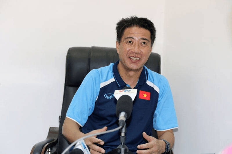 Ghế nóng: Bình mới, rượu cũ