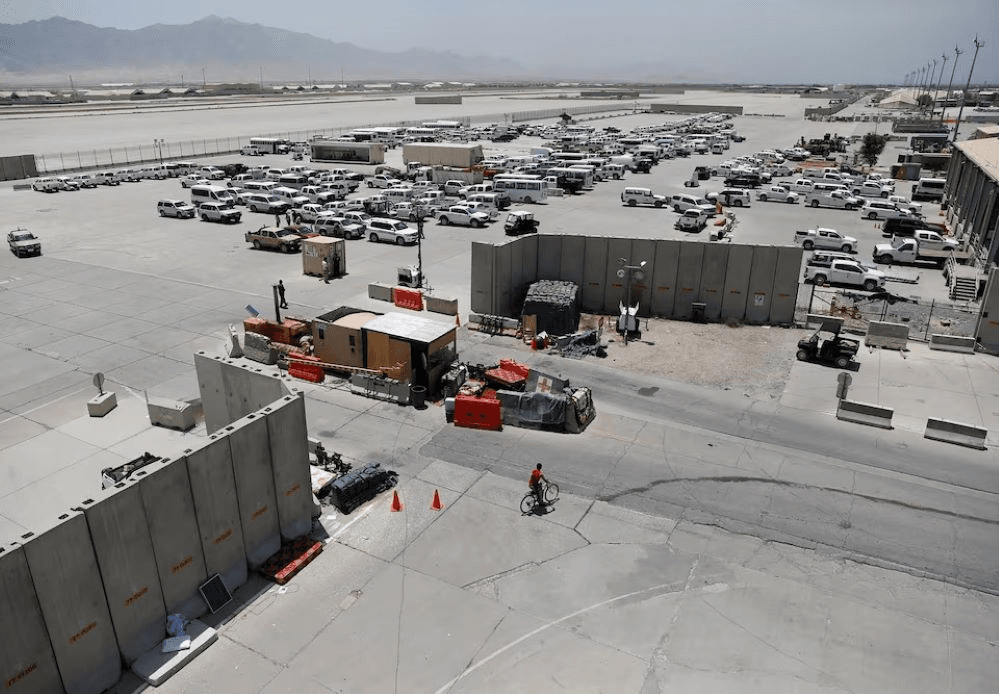 Mỹ muốn tái kiểm soát căn cứ quân sự ở Afghanistan