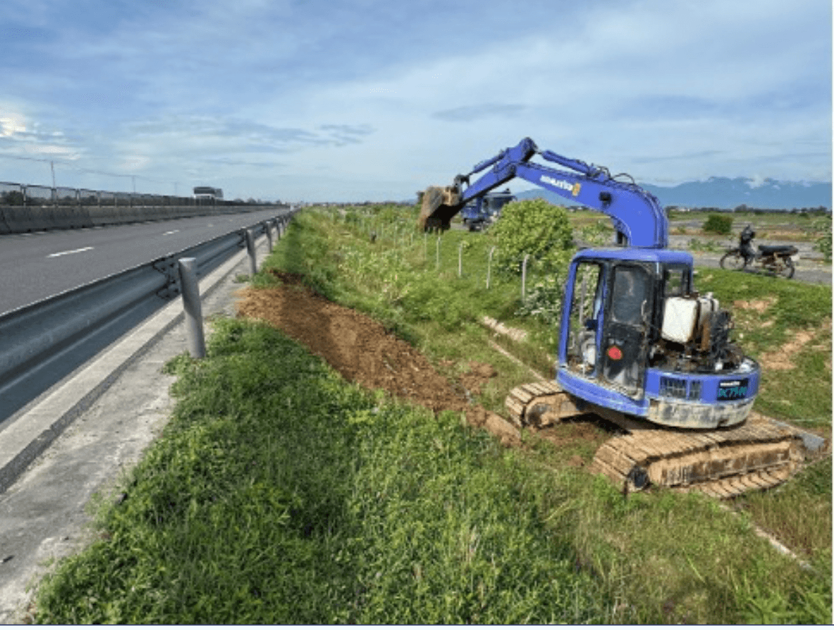 Khắc phục tình trạng xói lở trên cao tốc Vĩnh Hảo - Phan Thiết