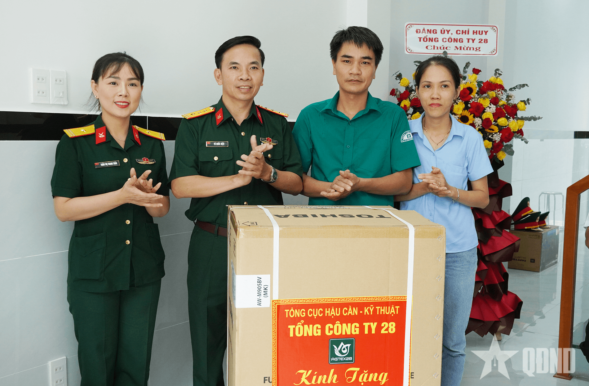 Tổng công ty 28 trao tặng “Mái ấm công đoàn - Nghĩa tình đồng đội”