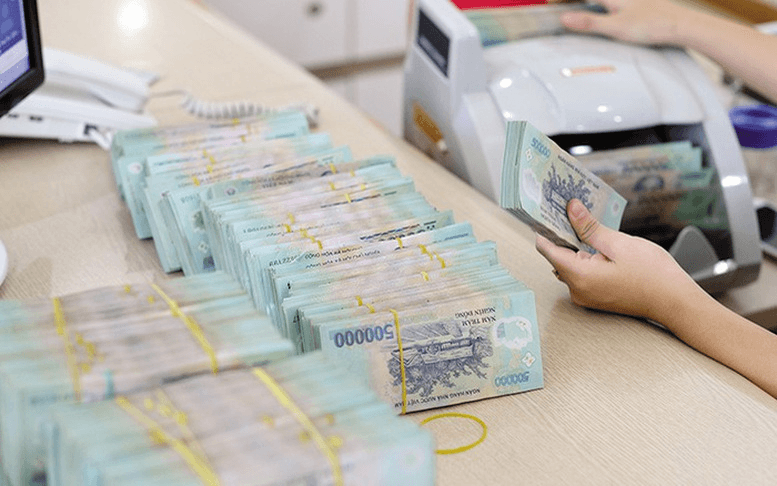 Từ ngày 1-11, chuyển tiền trong nước từ 500 triệu đồng trở lên phải báo cáo
