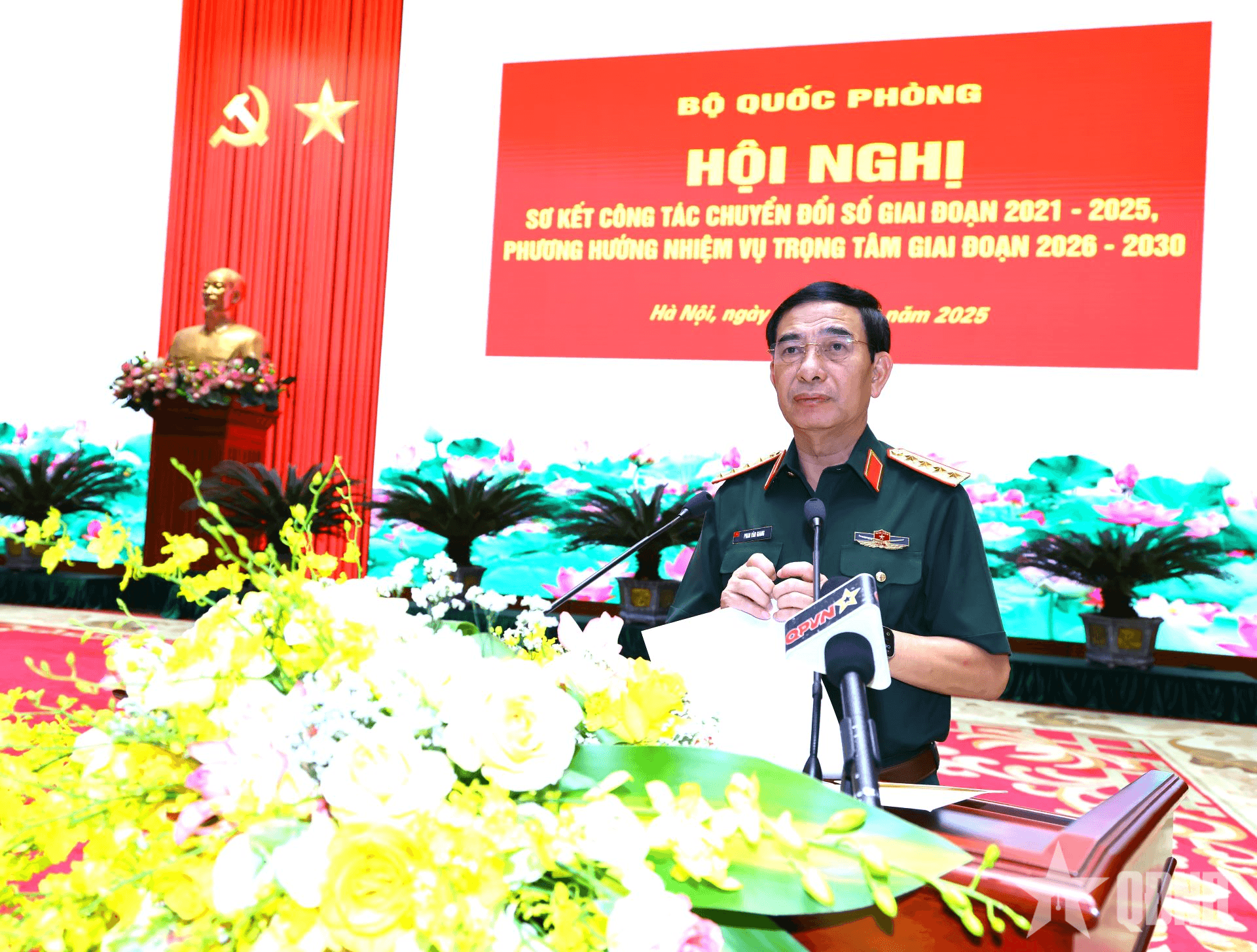 Đại tướng Phan Văn Giang chủ trì Hội nghị sơ kết công tác chuyển đổi số trong Bộ Quốc phòng