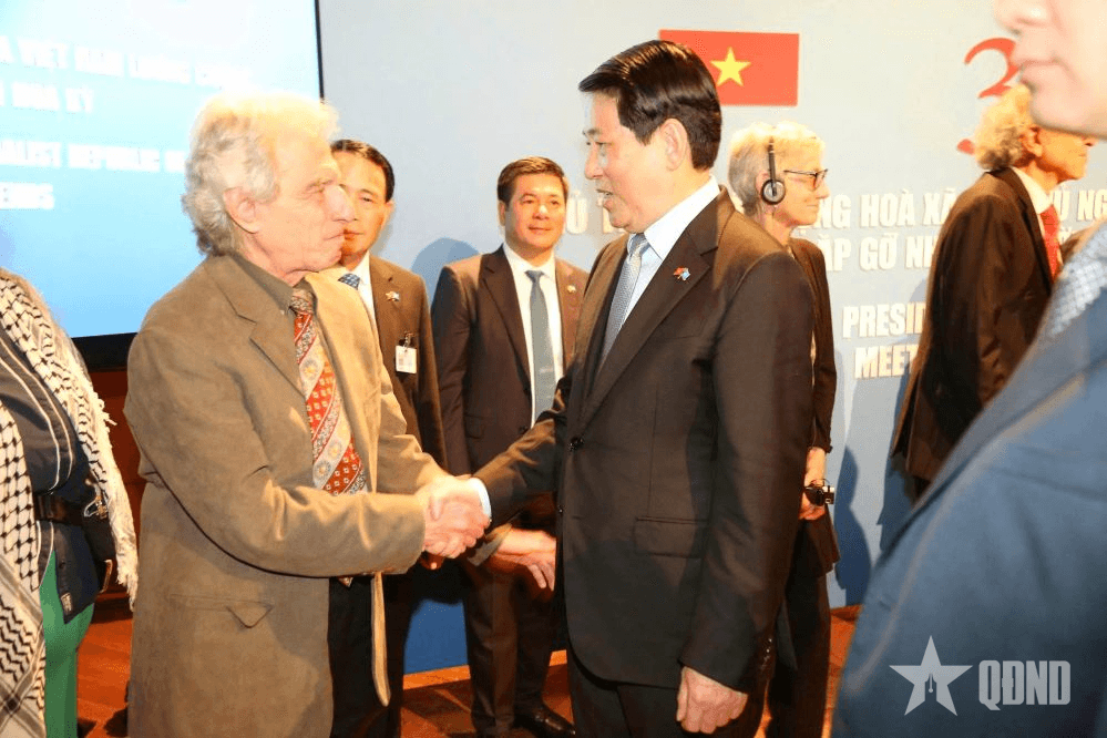 Chủ tịch nước Lương Cường gặp gỡ bạn bè, nhân dân tiến bộ Hoa Kỳ