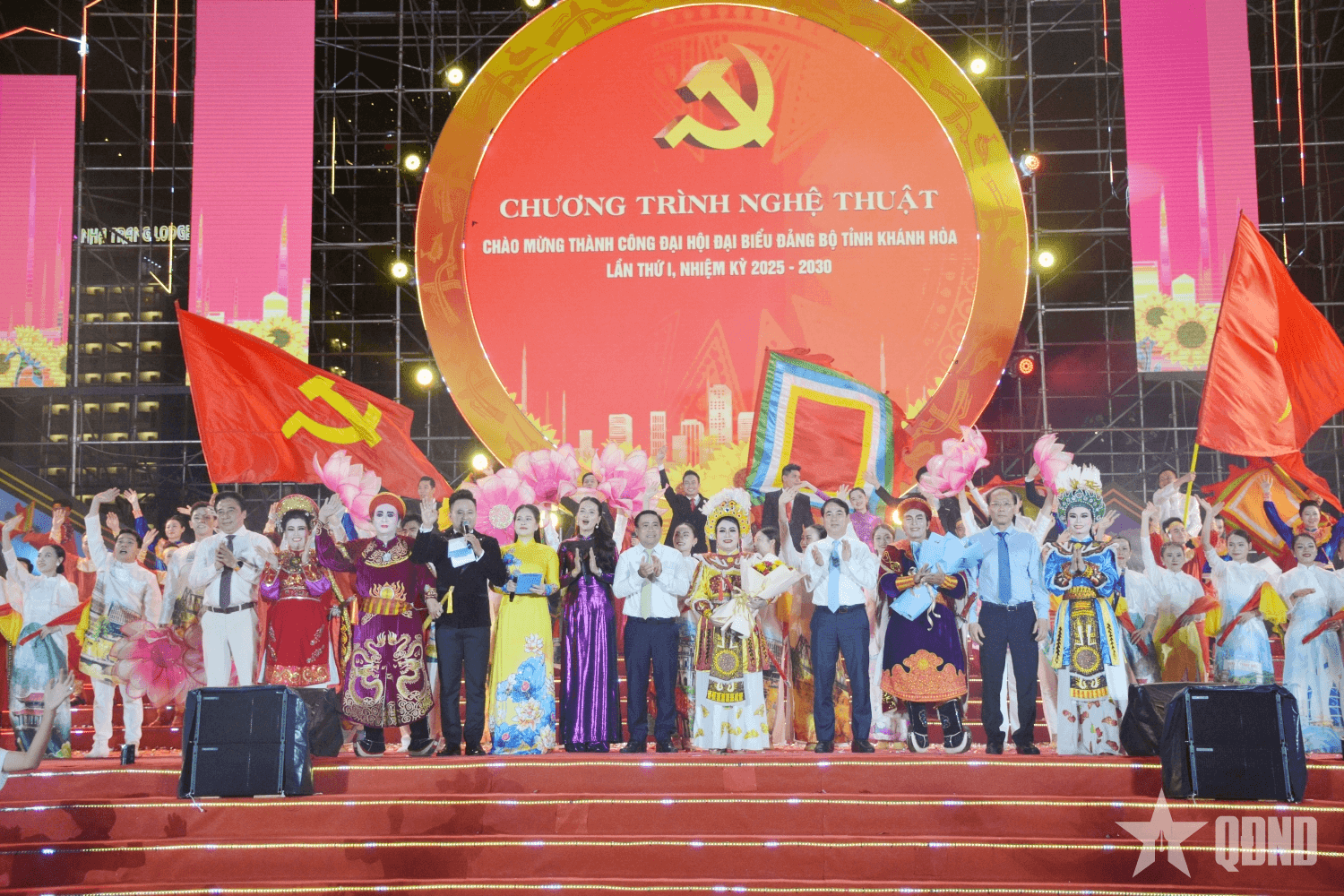 Chương trình nghệ thuật chào mừng thành công Đại hội đại biểu Đảng bộ tỉnh Khánh Hòa