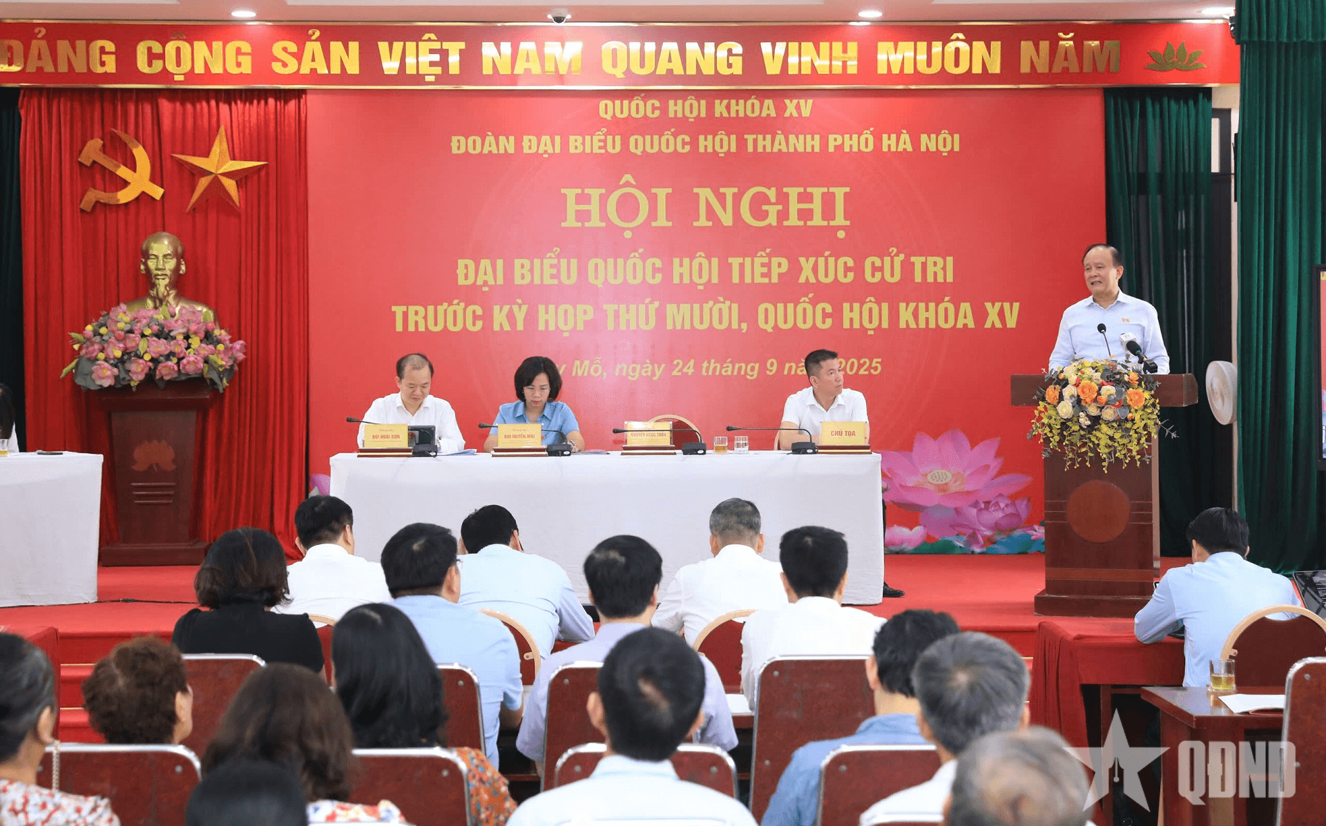 Chủ tịch HĐND Thành phố Hà Nội Nguyễn Ngọc Tuấn tiếp xúc cử tri trước kỳ họp thứ 10, Quốc hội khóa XV