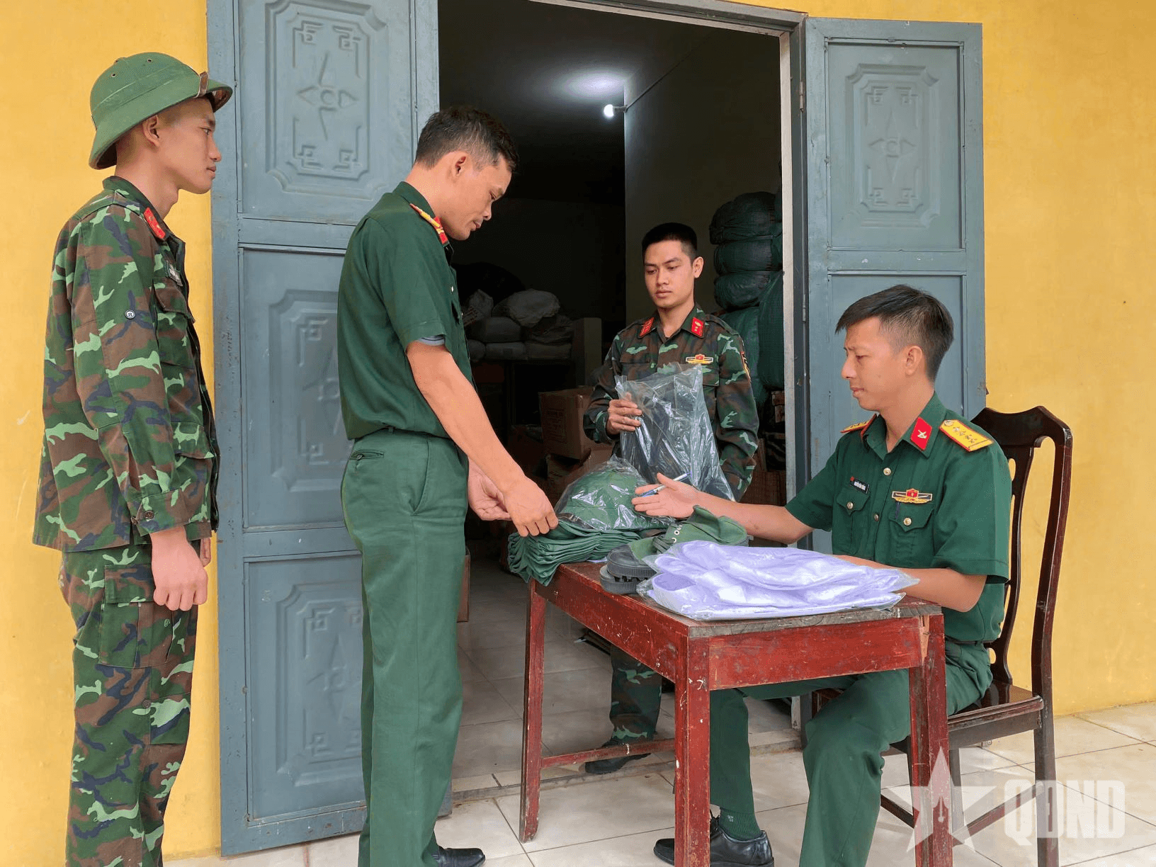 Trợ lý quân nhu tích cực nghiên cứu sáng kiến