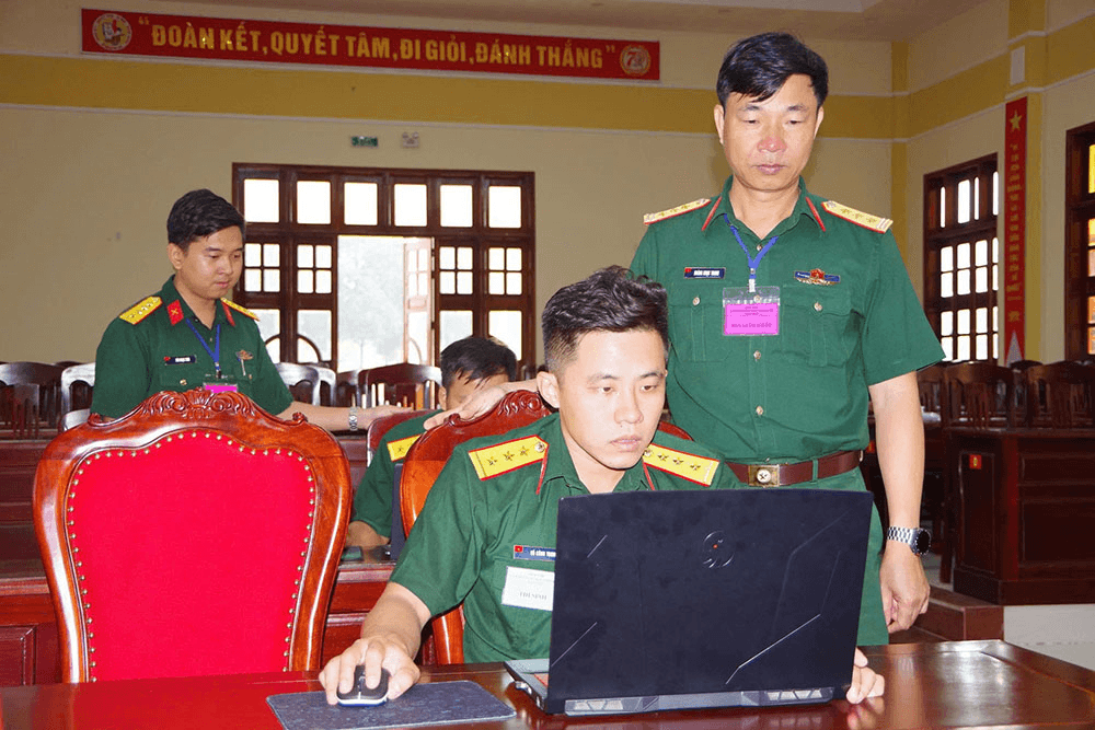 Trau dồi kỹ năng cho cán bộ giảng dạy chính trị