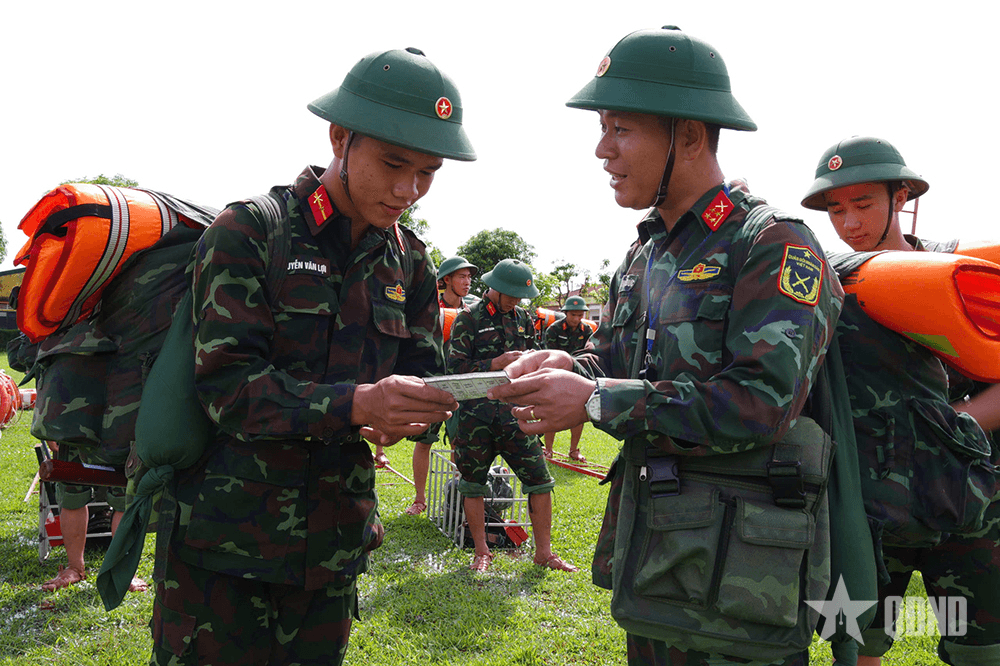 Trung đoàn 841 báo động sẵn sàng ứng phó với bão số 10