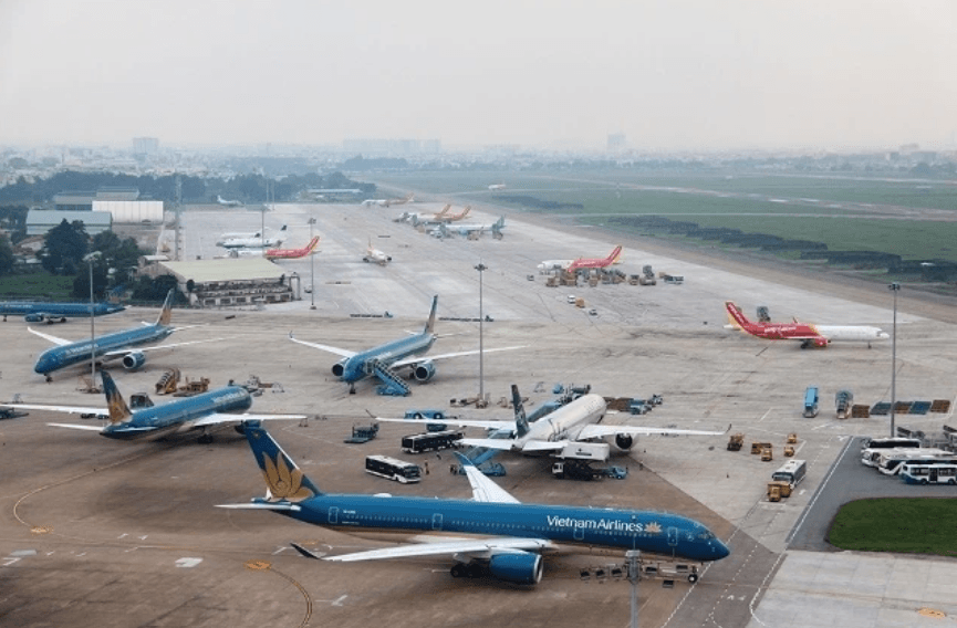 Vietnam Airlines: Hủy, điều chỉnh hàng loạt chuyến bay do bão số 10
