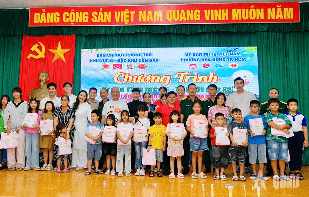 “Trăng rằm rực rỡ – Vui hội đảo xa” cùng thiếu nhi Côn Đảo