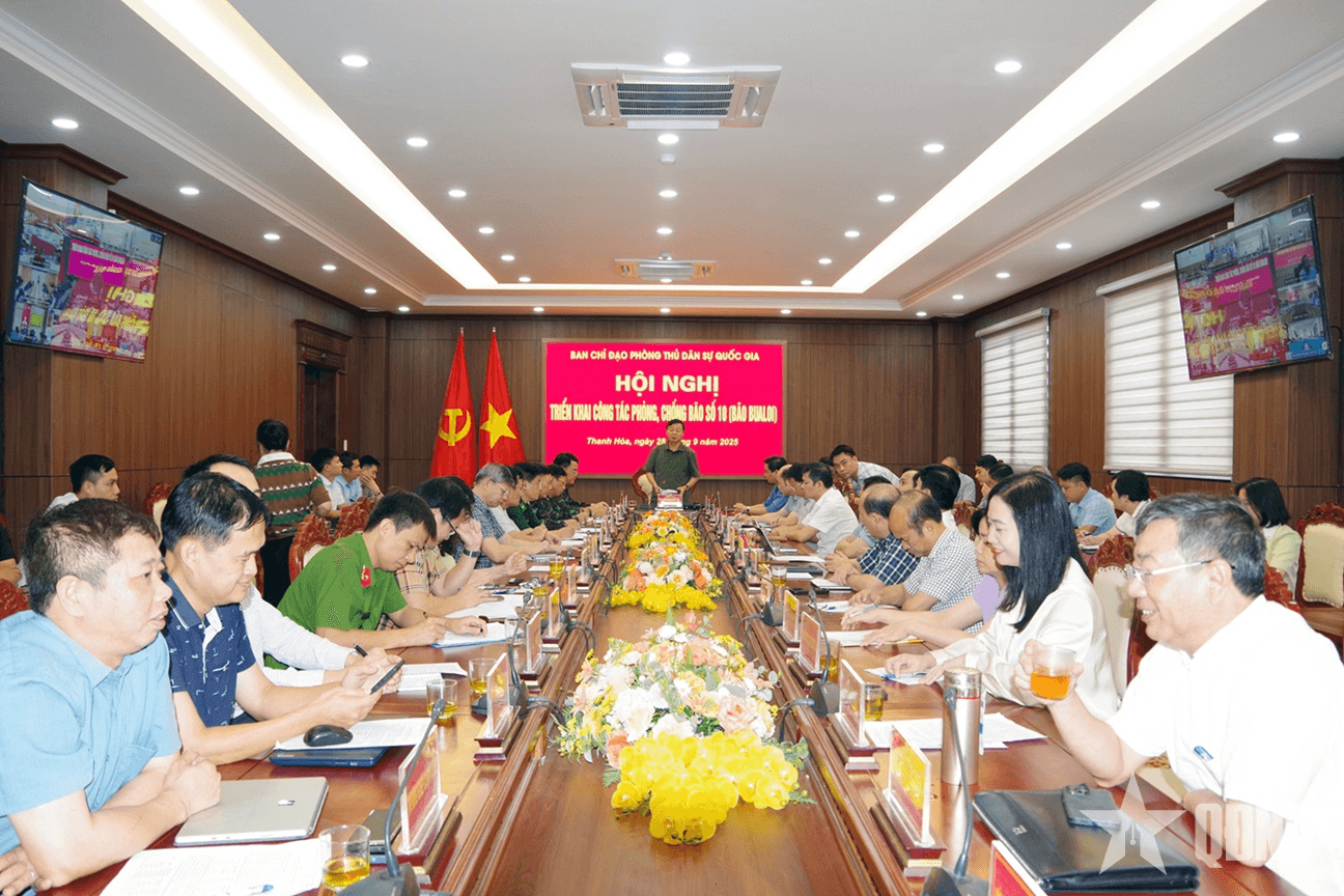 Ứng phó bão số 10: Lập Ban Chỉ huy tiền phương, đã có 4 người chết và mất tích
