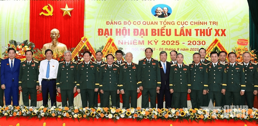 Xây dựng Đảng bộ Quân đội vững mạnh về chính trị, tư tưởng, đạo đức, tổ chức và cán bộ đáp ứng yêu cầu nhiệm vụ trong bối cảnh mới