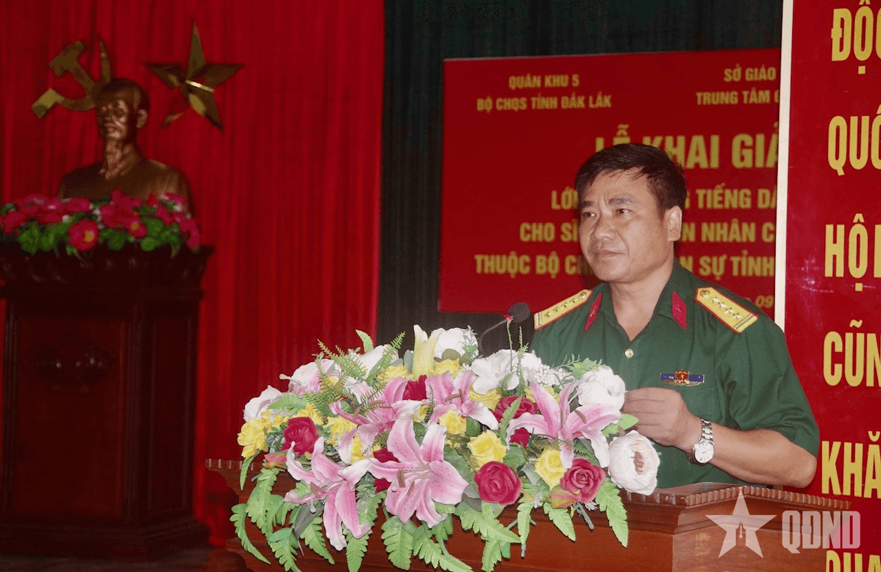 Bộ CHQS tỉnh Đắk Lắk khai giảng lớp học tiếng Ê đê năm 2025